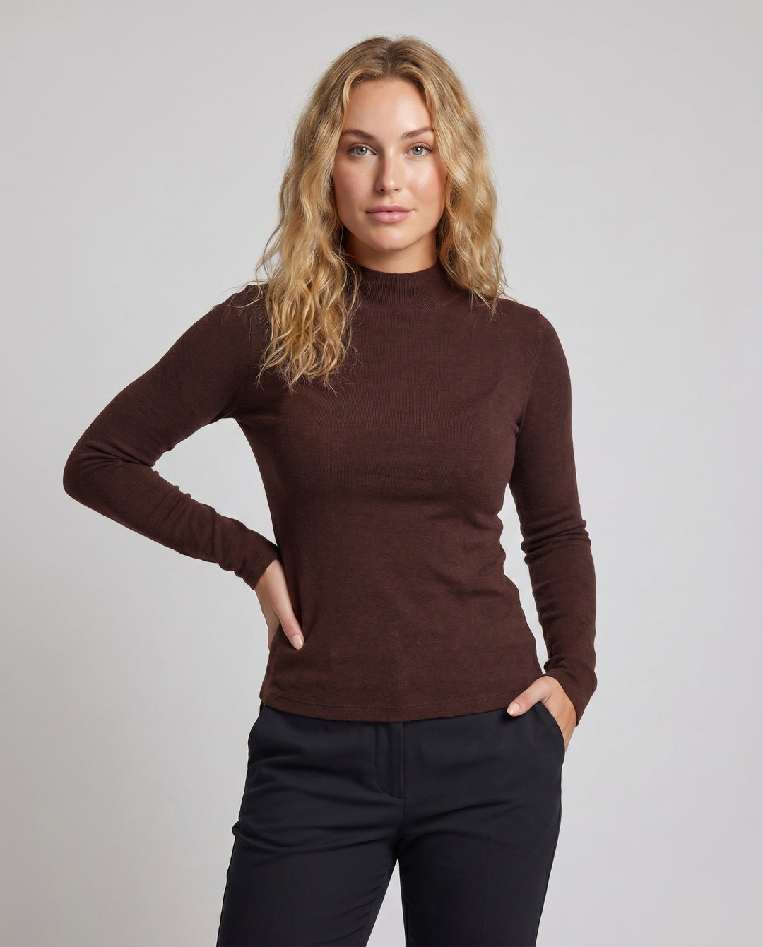 Product 15624566702410 - upper_body