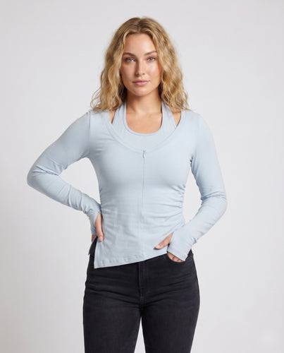 Damen nan tailliertes Langarm-Top mit asymmetrischem Trägerdetail, Schulterausparung und integrierten Daumenlochärmeln