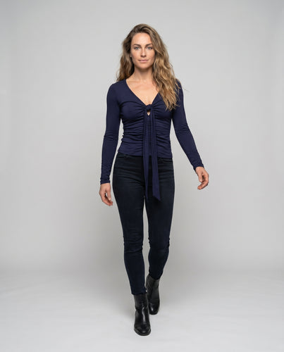 Damen nan tailliertes Langarm-Wickel-Top mit Knotenfront, Raffung und Ausschnittdetail