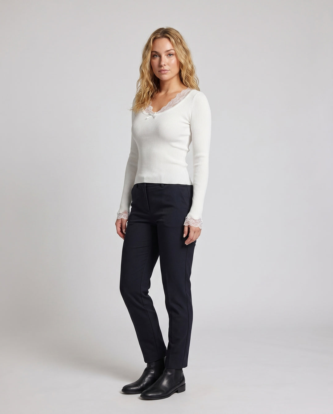 Product 15624572043594 - full_body_front