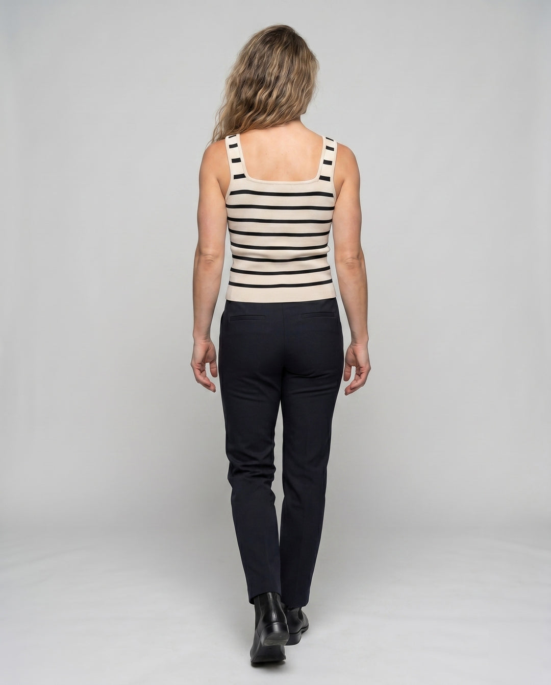 Product 15624572109130 - back_view