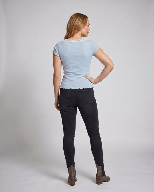 Product 15624576106826 - back_view