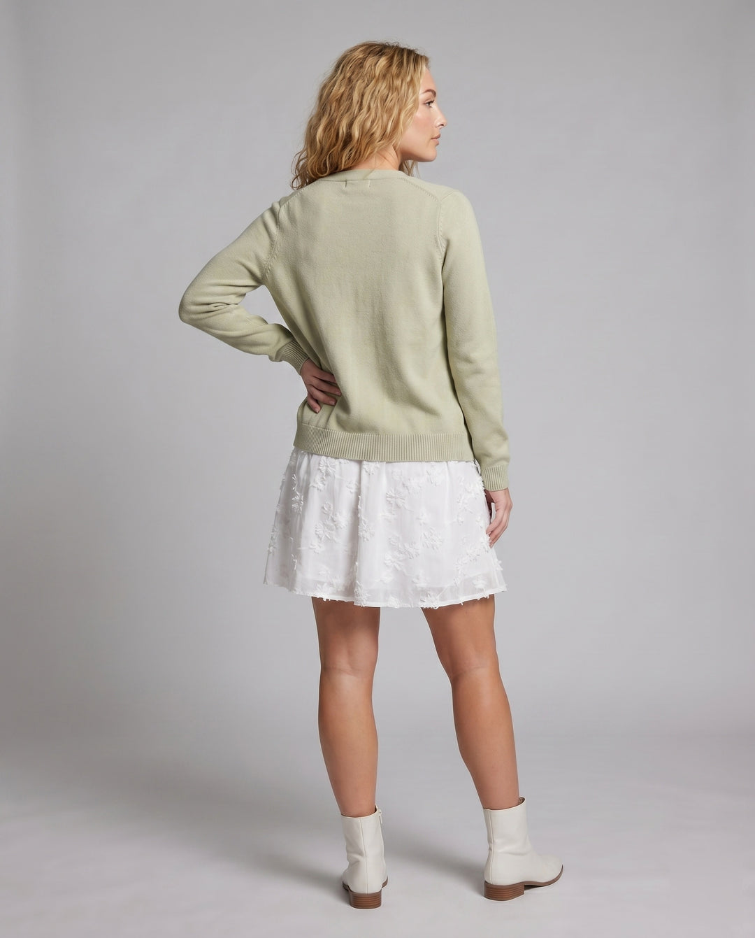 Product 15624578728266 - back_view