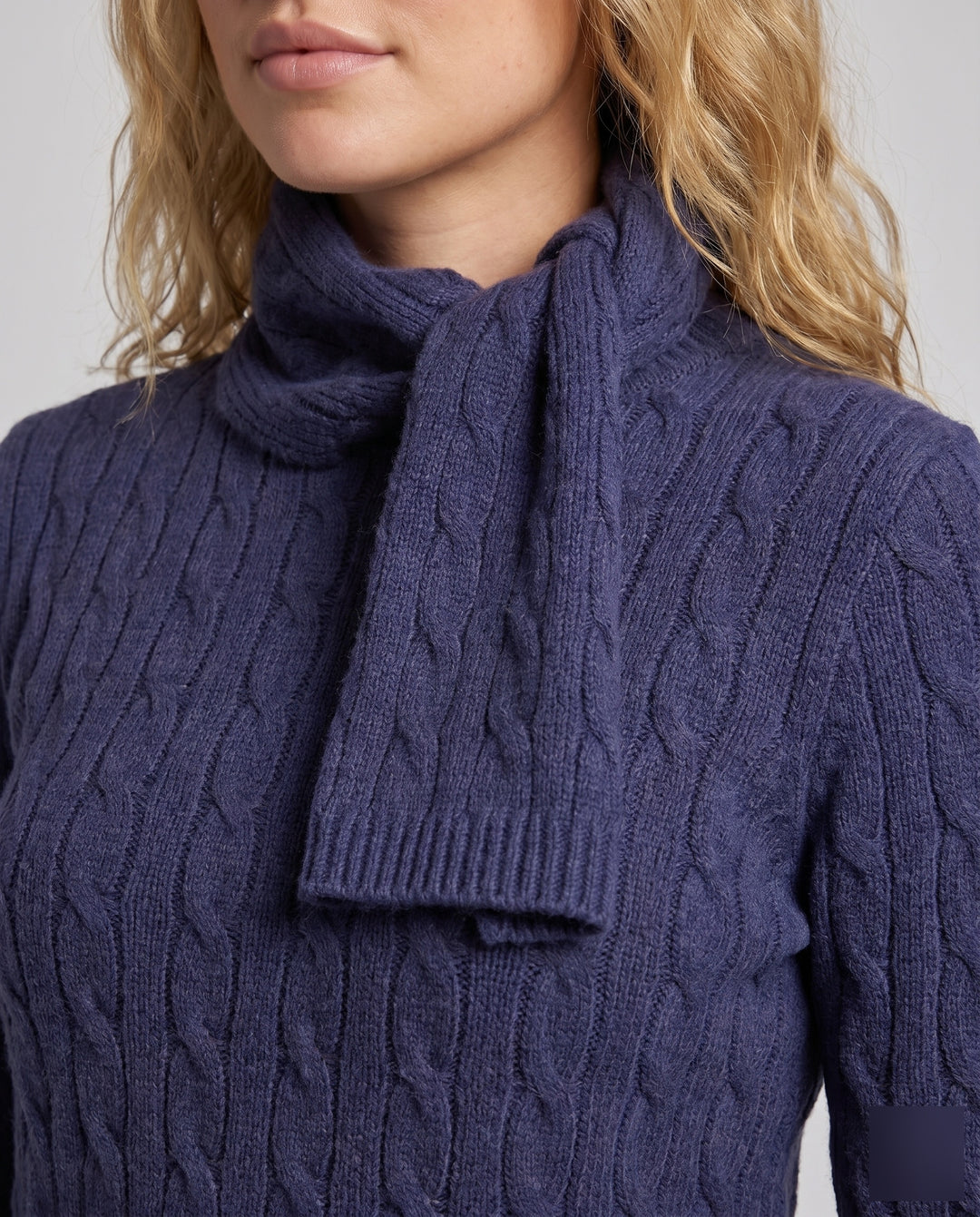 Product 15624580858186 - close_up_detail