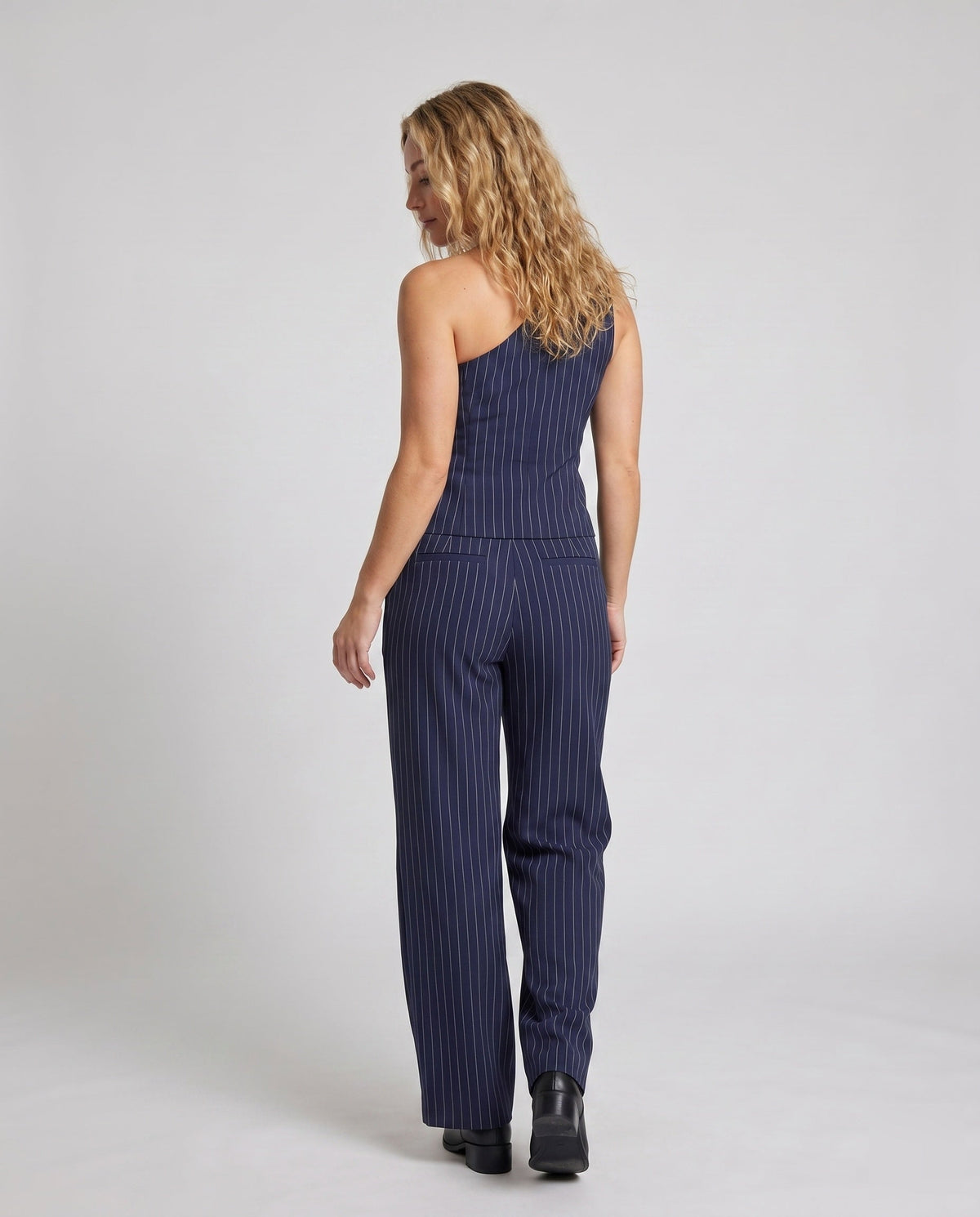 Product 15625011560778 - back_view