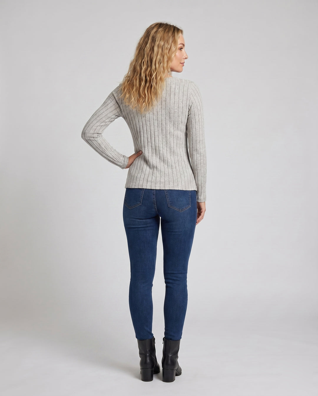 Product 15625023324490 - back_view
