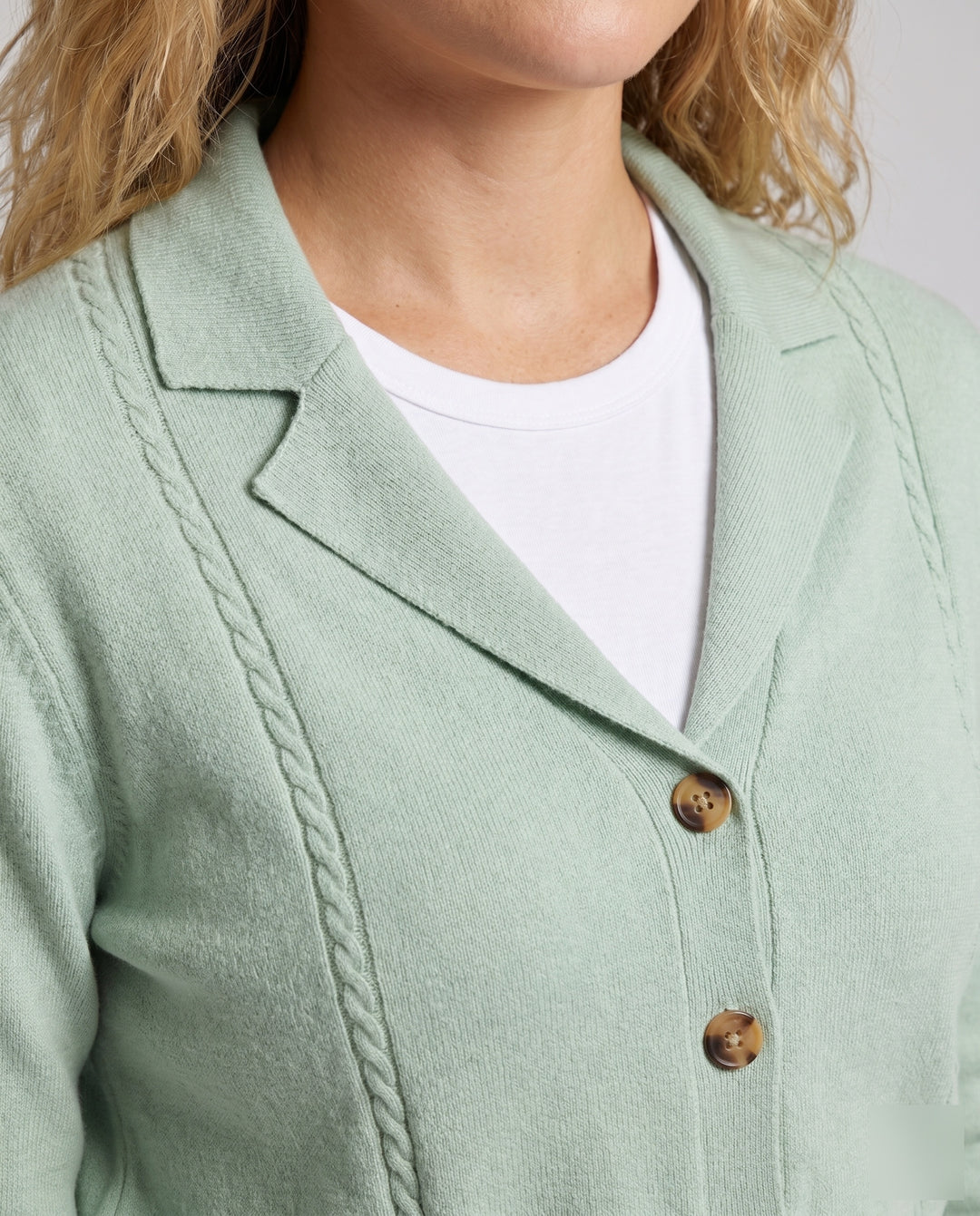 Product 15625027387722 - close_up_detail