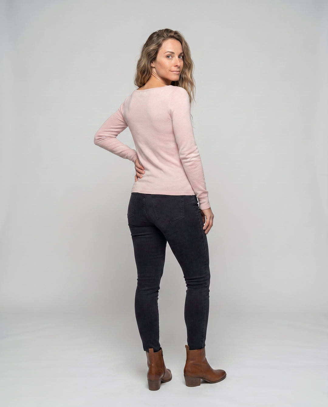 Product 15625043804490 - back_view