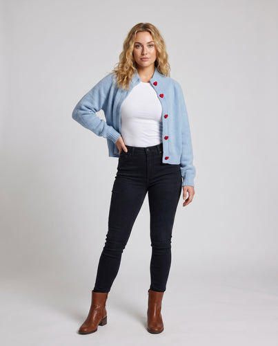 Damen lässiger Strickpullover mit dekorativen Knöpfen