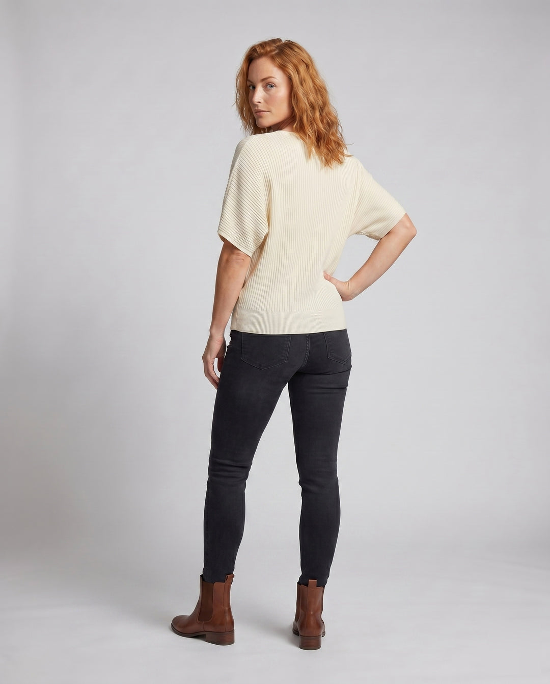 Product 15625050849610 - back_view