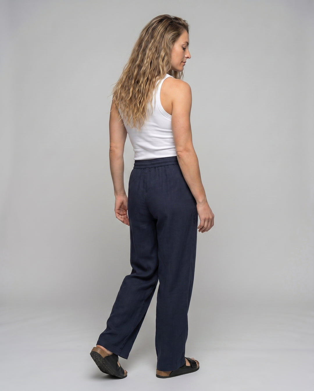 Product 15625052717386 - back_view