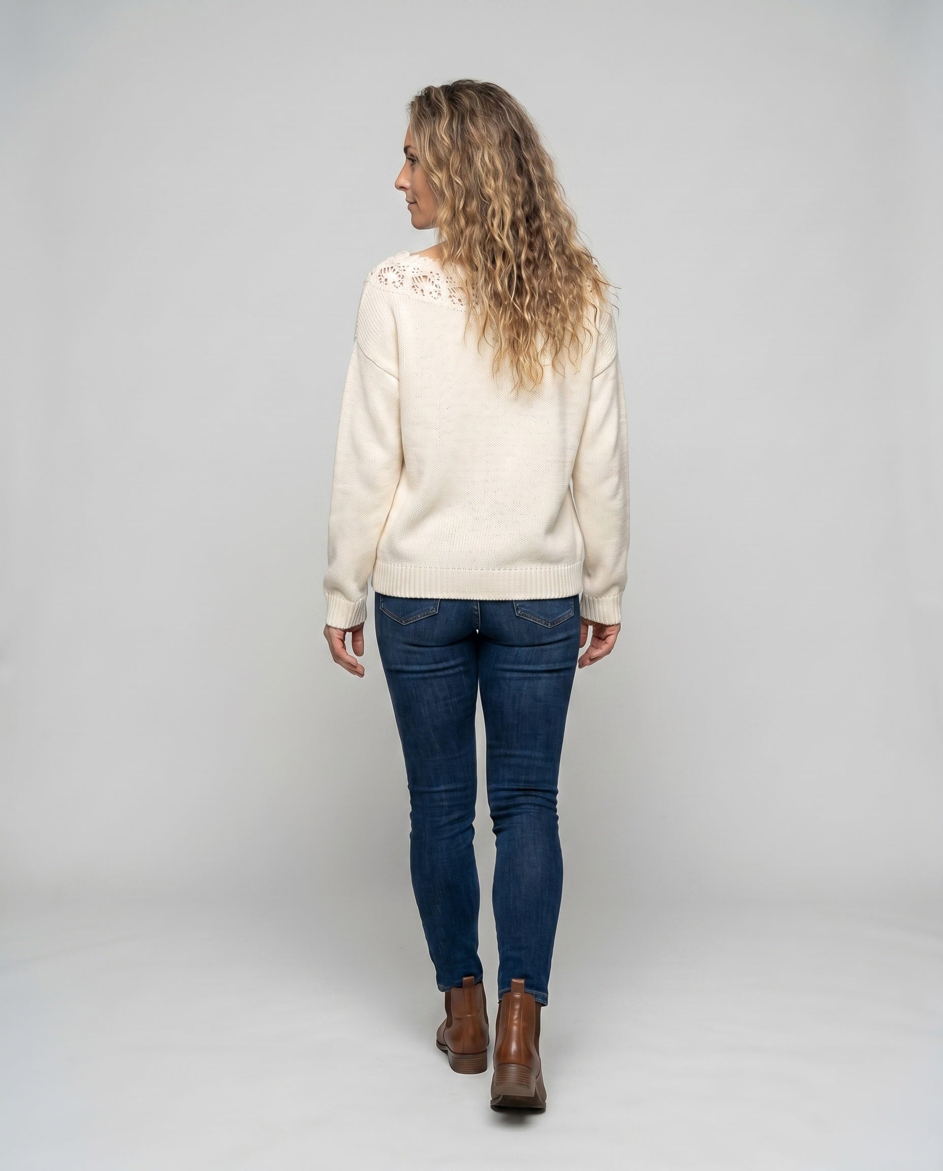 Product 15625055863114 - back_view