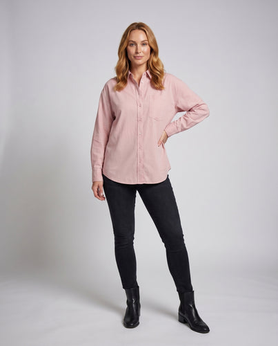 Damen Oversized Hemdbluse mit feinem Material und praktischer Brusttasche