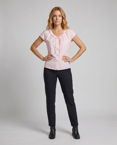 Damen Bluse mit Rüschendetails und dekorativem Bindeband