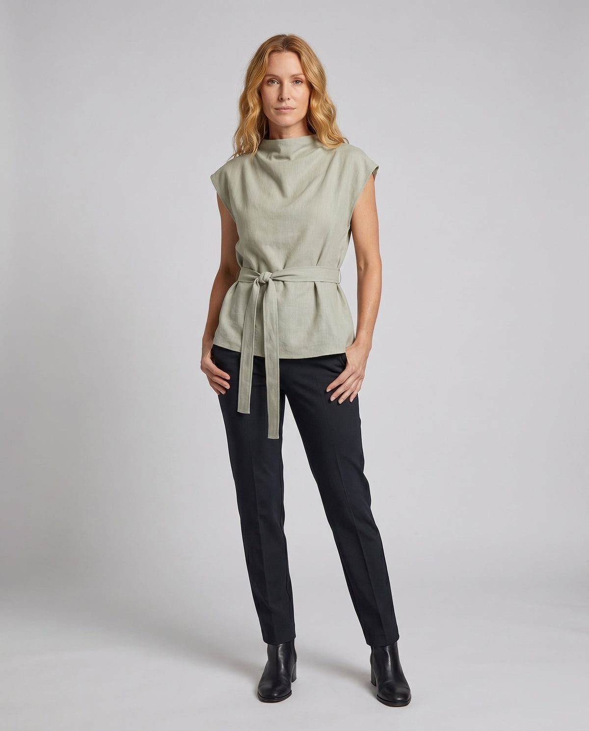 Product 15627221762378 - full_body_front