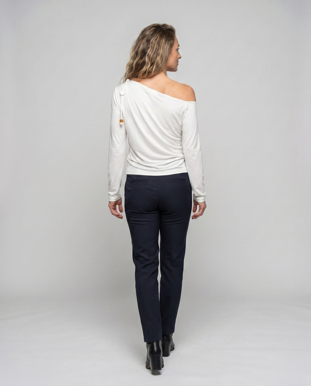 Product 15627226448202 - back_view