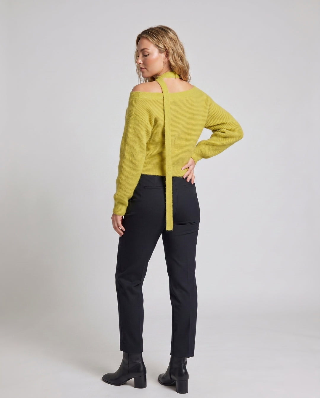 Product 15627228807498 - back_view