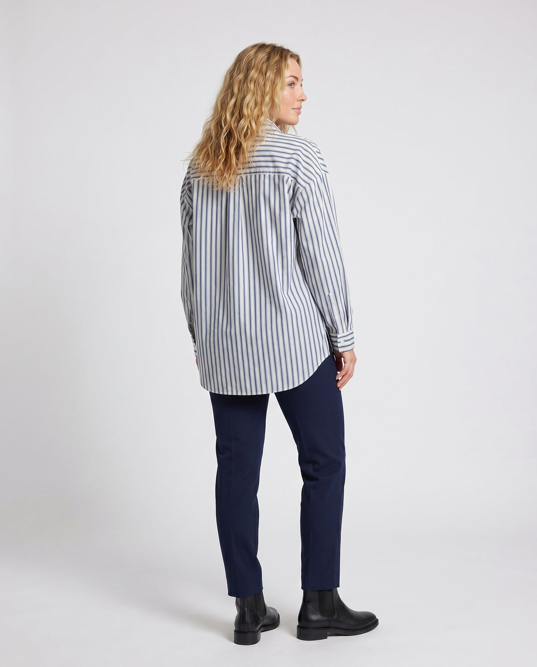 Product 15627228840266 - back_view