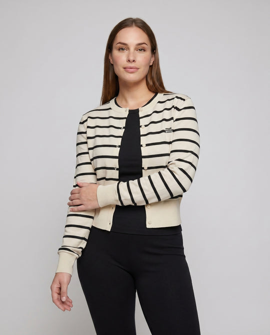Product 15627229299018 - upper_body