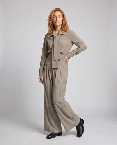 Damen Hemdbluse mit Schleifenkragen und eleganter High-Waist Weitbein-Hose