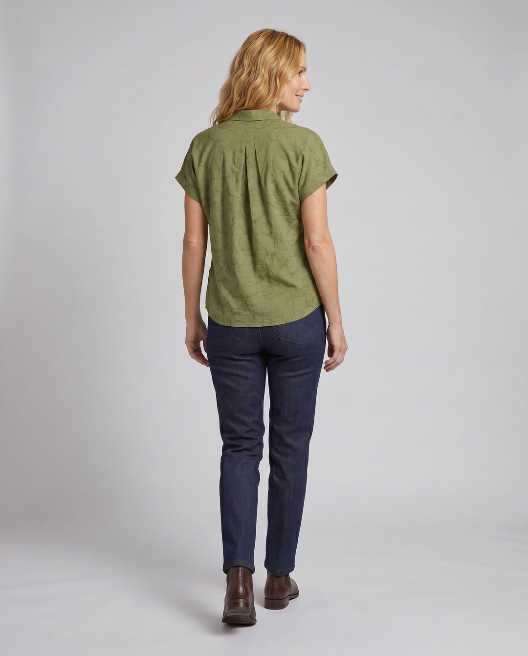 Product 15627232248138 - back_view