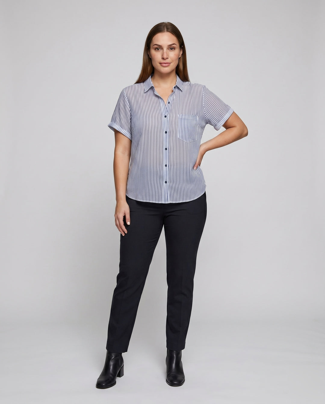 Product 15627233001802 - full_body_front