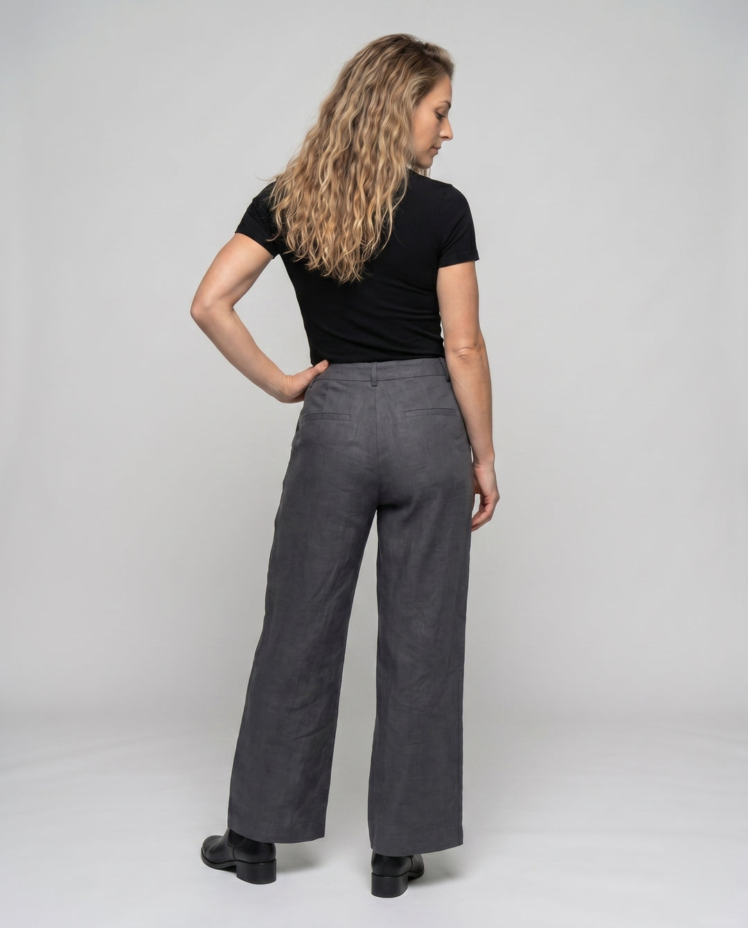 Product 15627238539594 - back_view