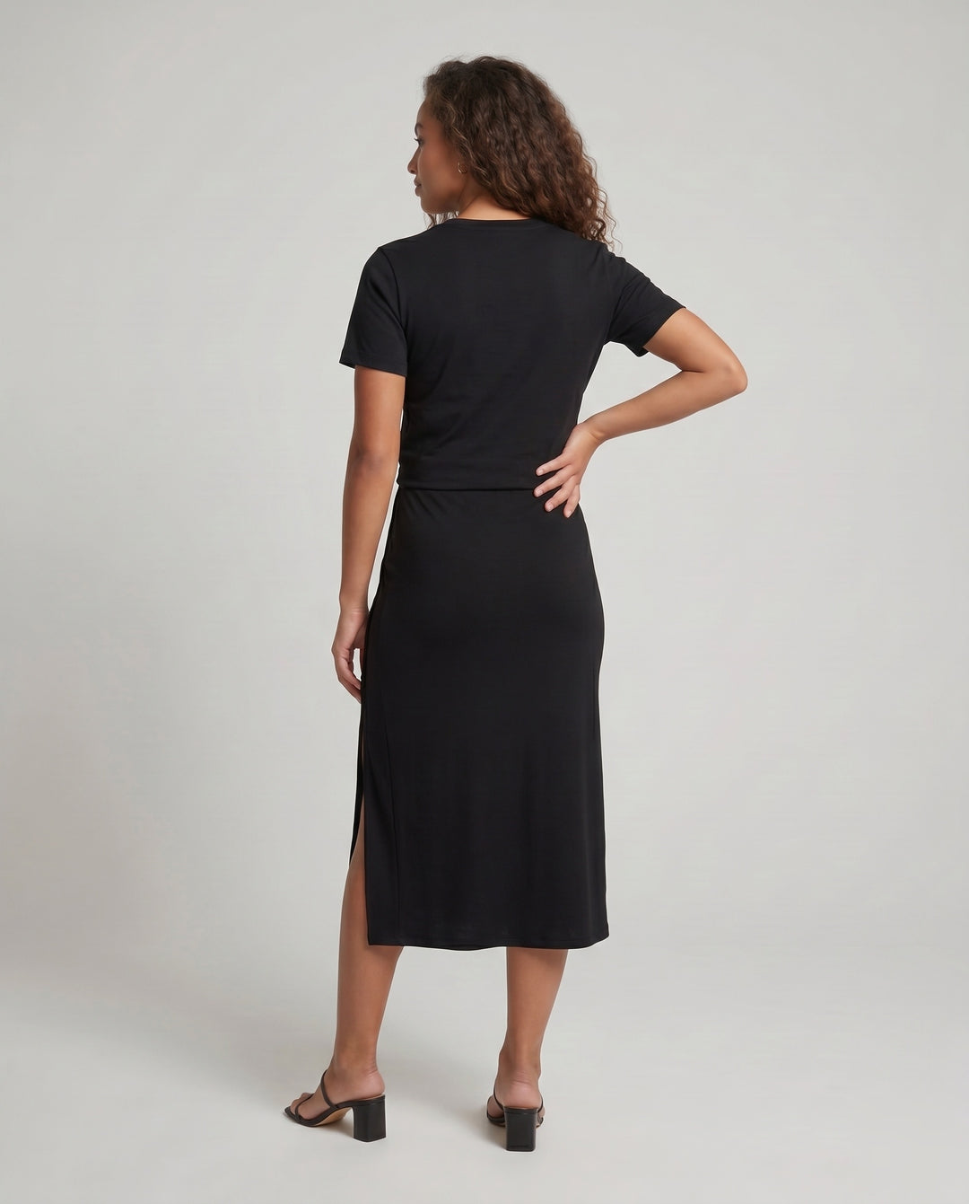 Product 15627245683018 - back_view