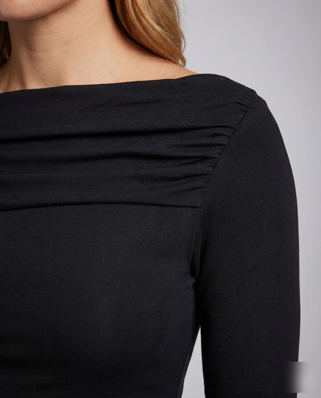 Product 15627248533834 - close_up_detail