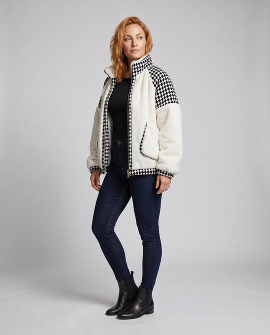 Product 15627249123658 - full_body_front