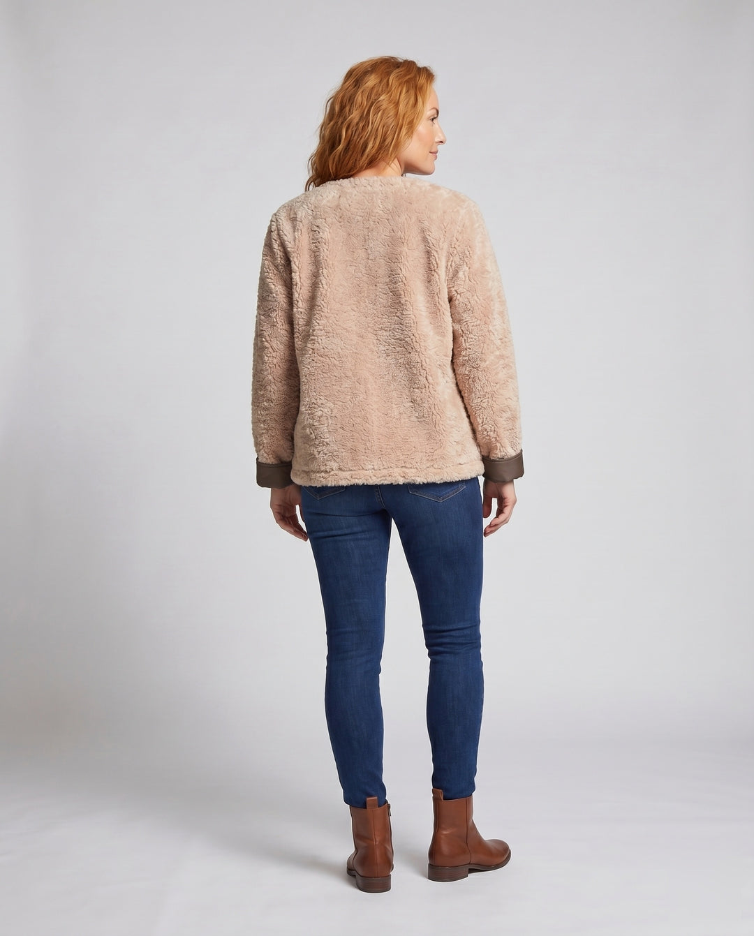 Product 15627249189194 - back_view