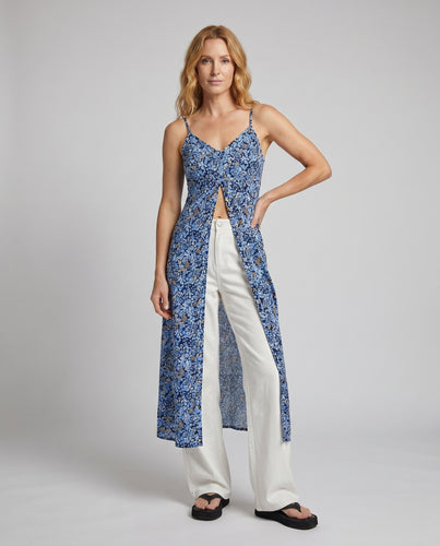 Damen Sommerliches Maxikleid mit feinen Blütenmustern und verstellbaren Spaghettiträgern