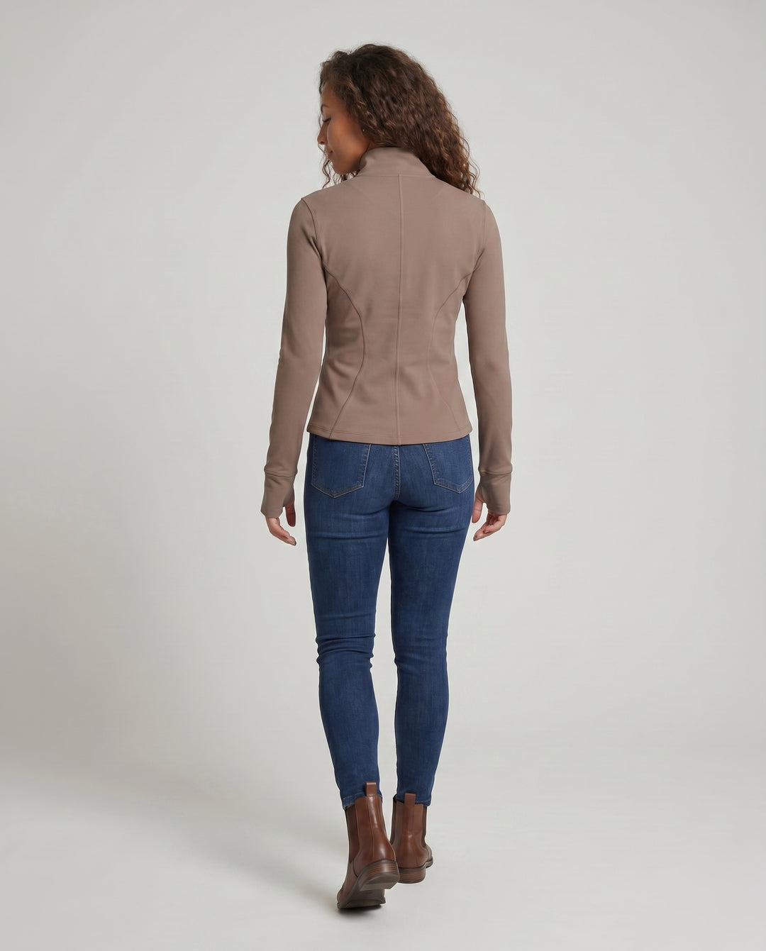 Product 15627260821834 - back_view