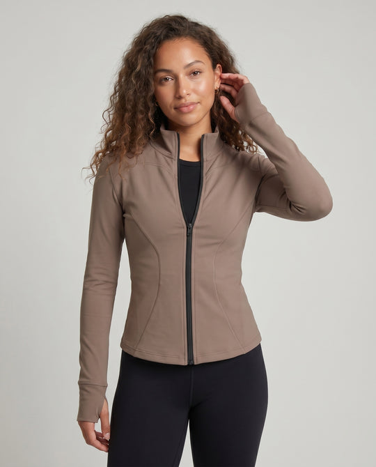 Product 15627260821834 - upper_body