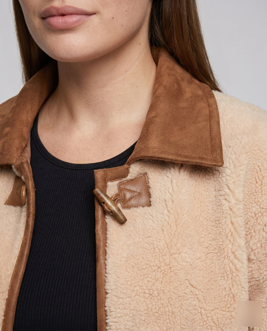 Product 15627263705418 - close_up_detail