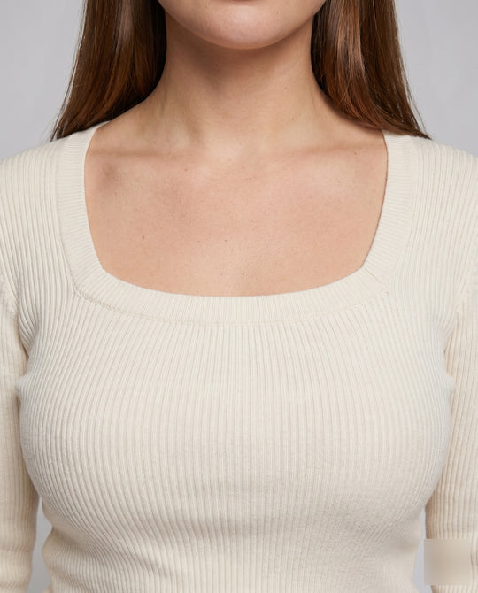 Product 15627266195786 - close_up_detail