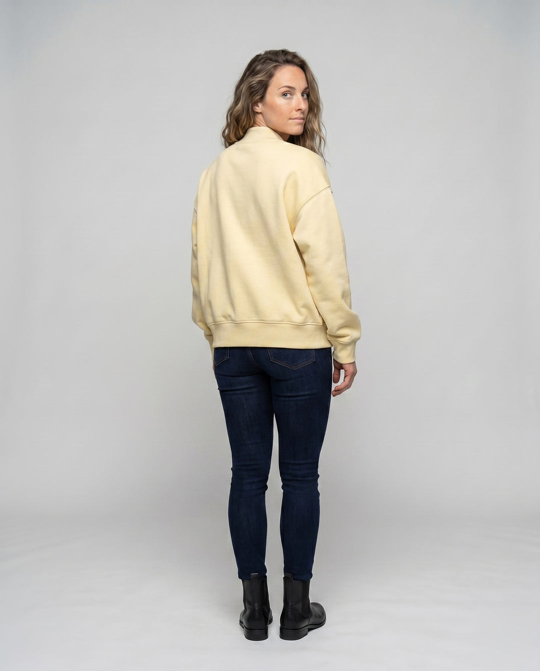 Product 15627269079370 - back_view