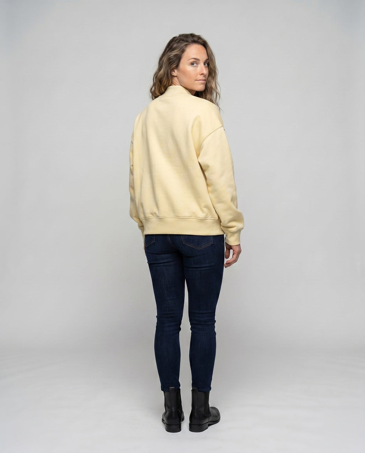 Product 15627269079370 - back_view