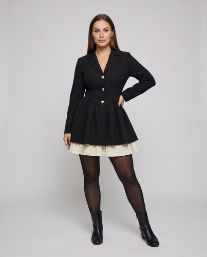 Damen verspieltes Blazer-Kleid mit Rüschenschichten und herzförmigen Knöpfen