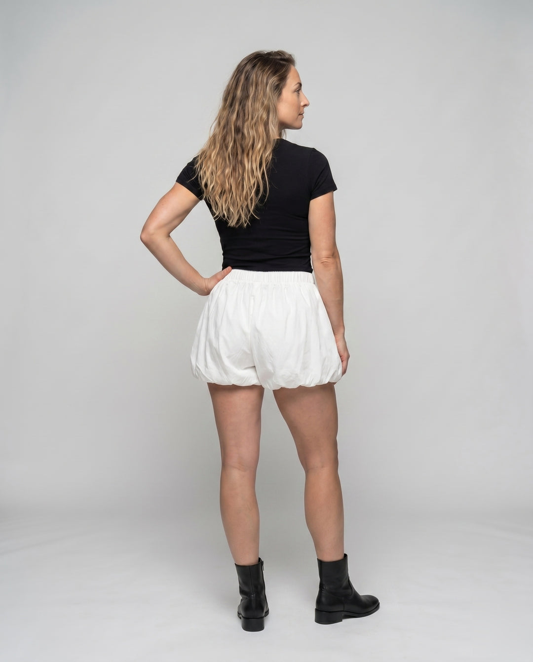 Product 15627271569738 - back_view