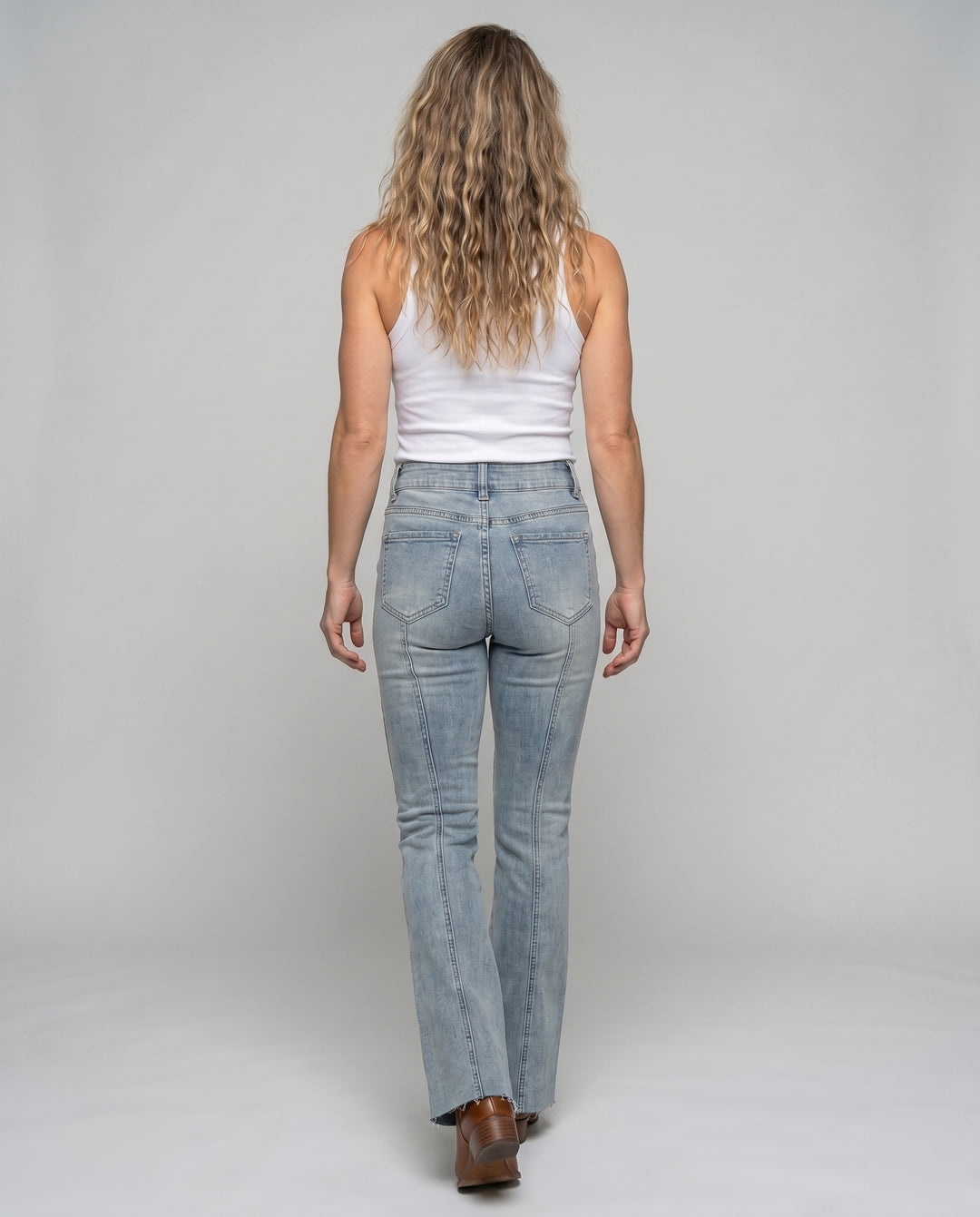 Product 15627271864650 - back_view