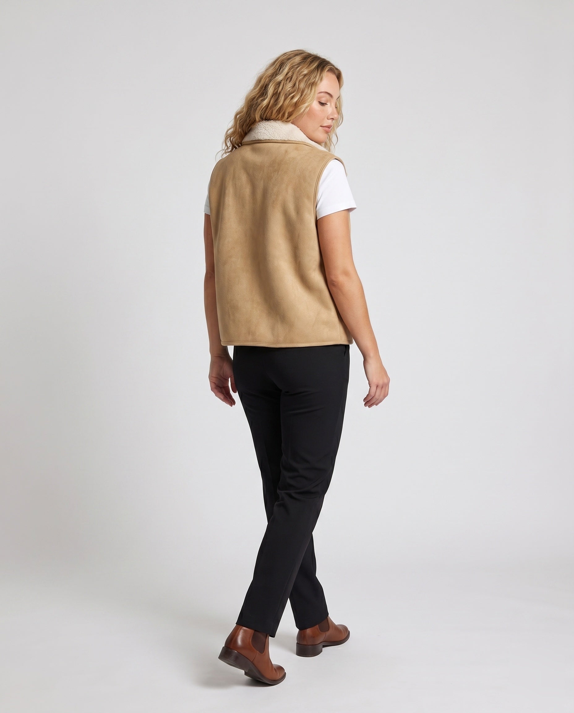 Product 15627272847690 - back_view
