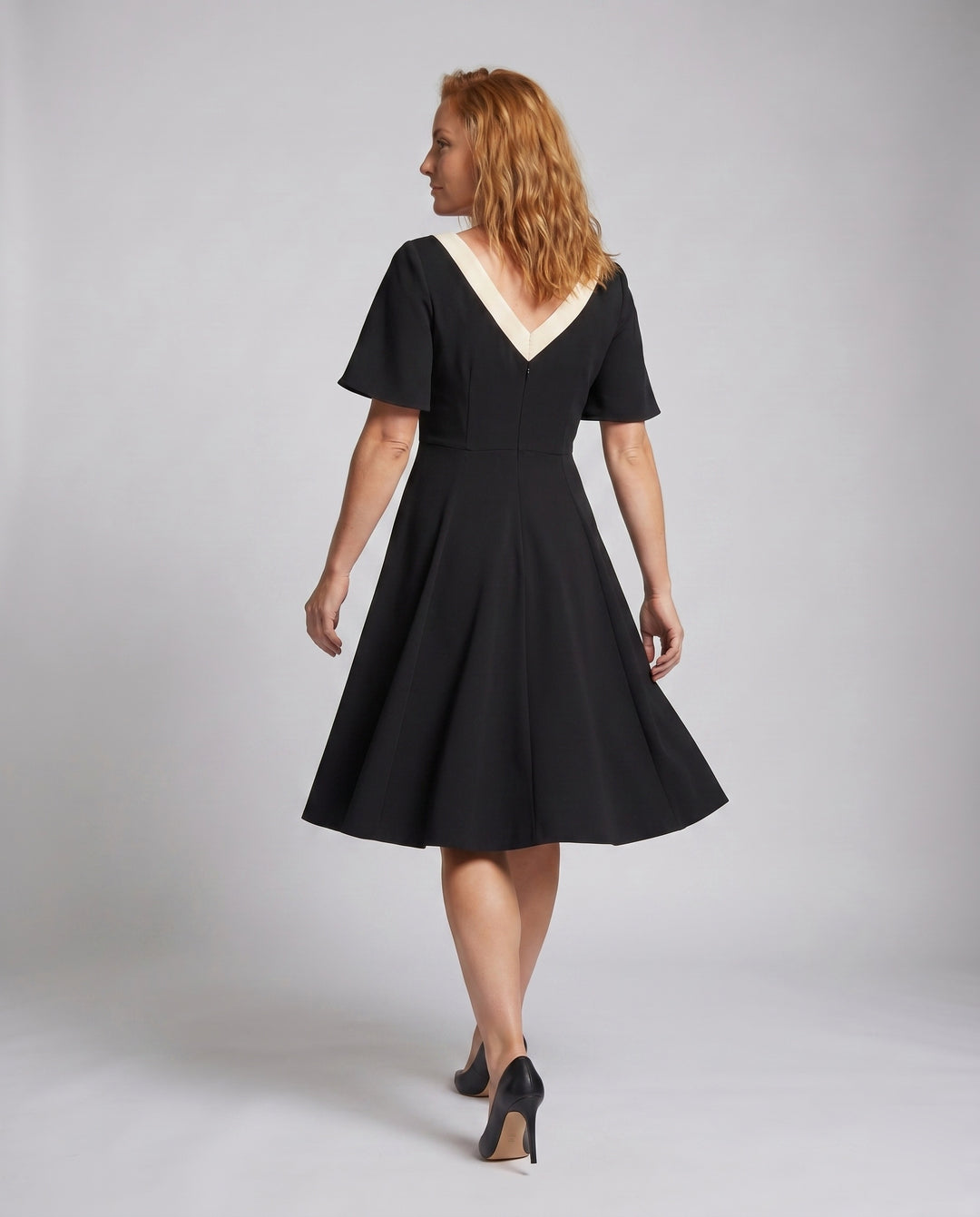 Product 15627287953738 - back_view