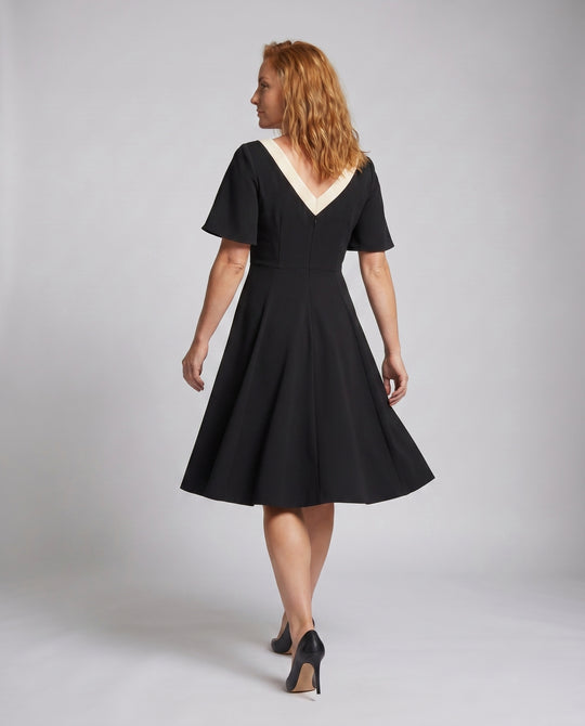 Product 15627287953738 - back_view