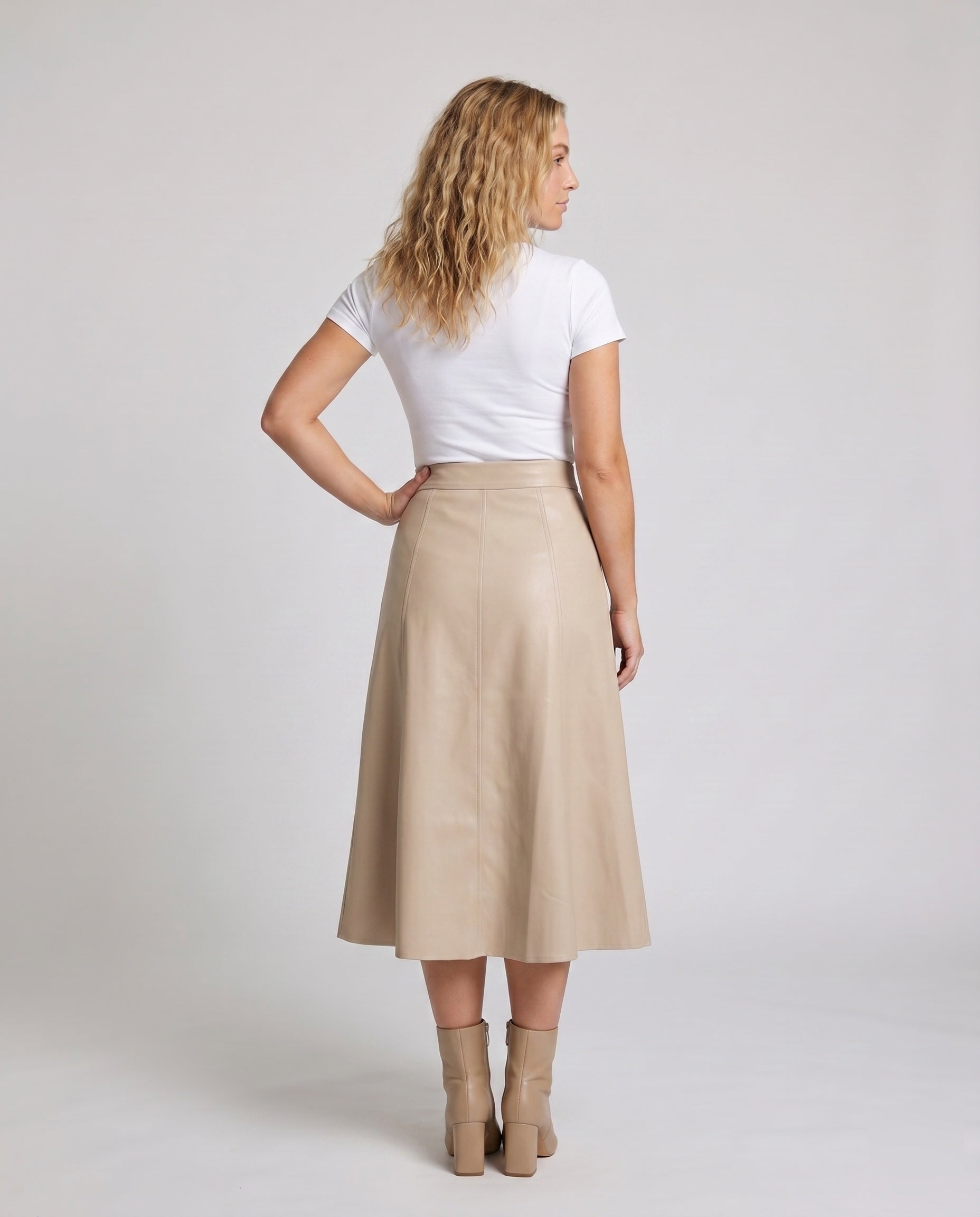 Product 15629088817482 - back_view