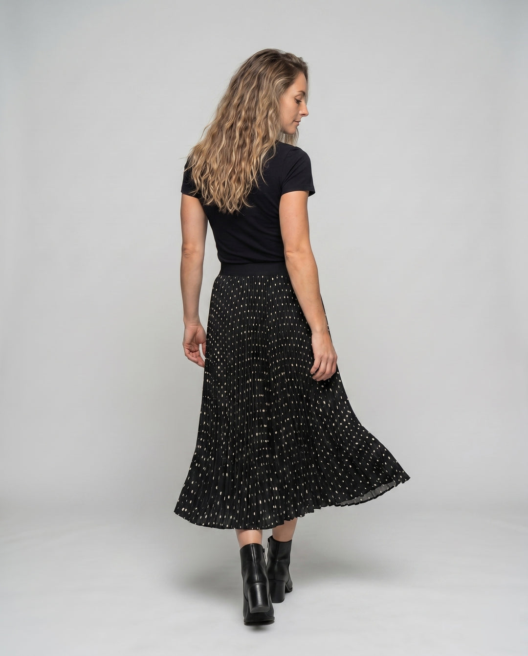 Product 15629091963210 - back_view