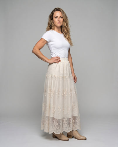 Damen Eleganter Maxirock mit floralen Stickereien und transparentem Tüll