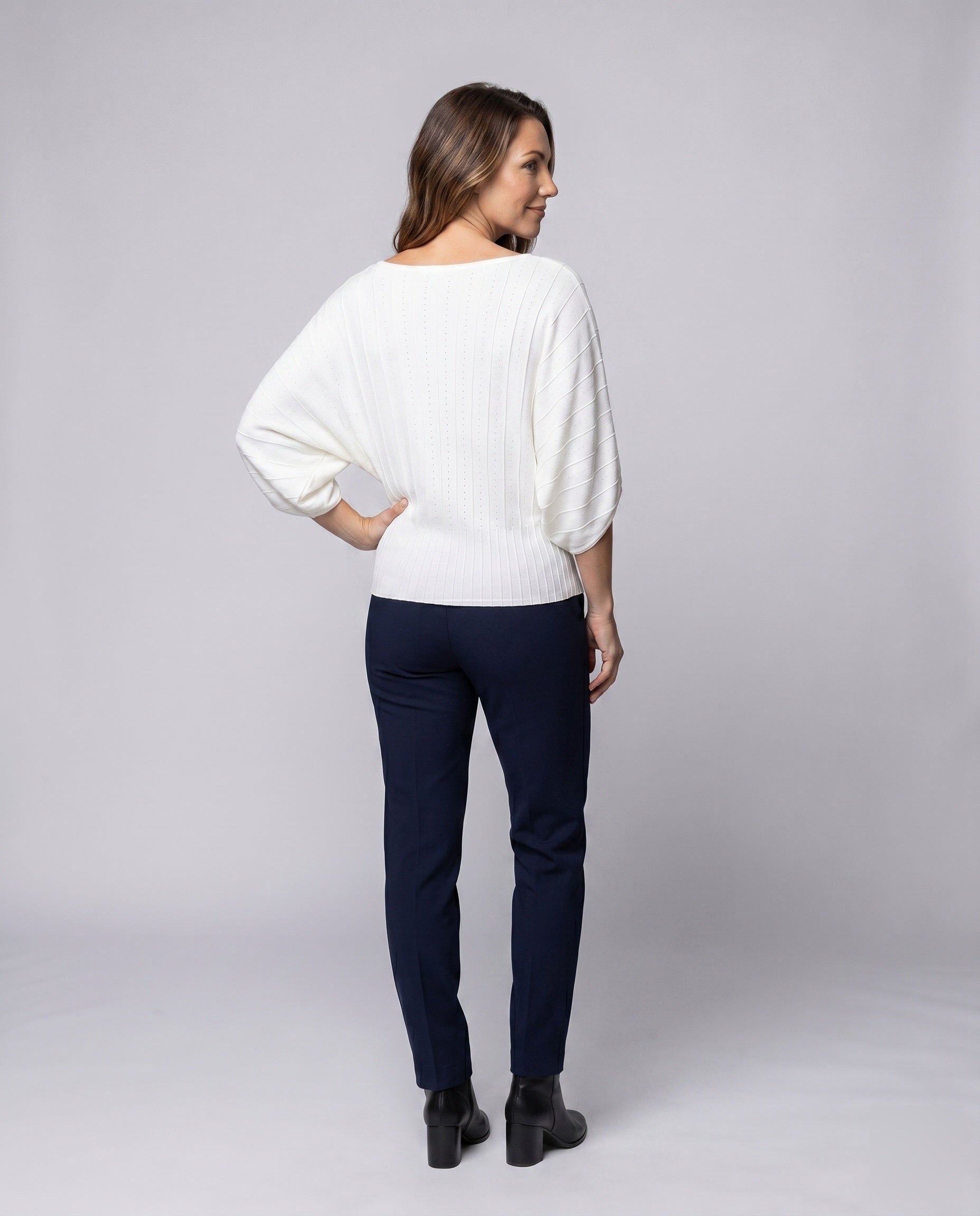 Product 15629094945098 - back_view