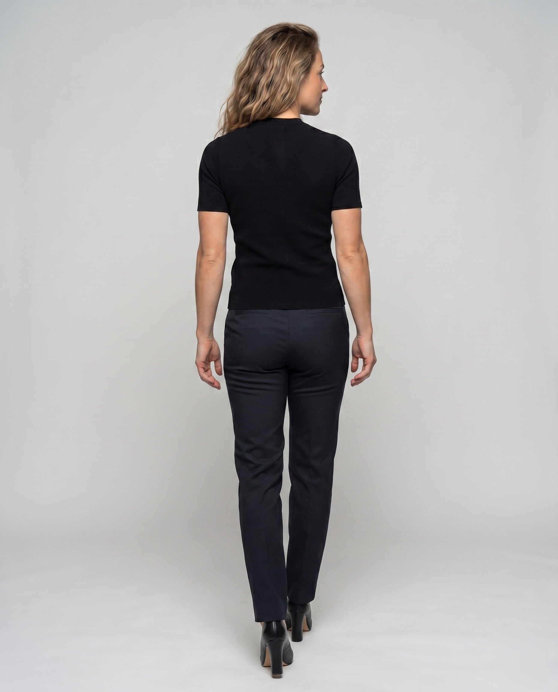 Product 15629095207242 - back_view