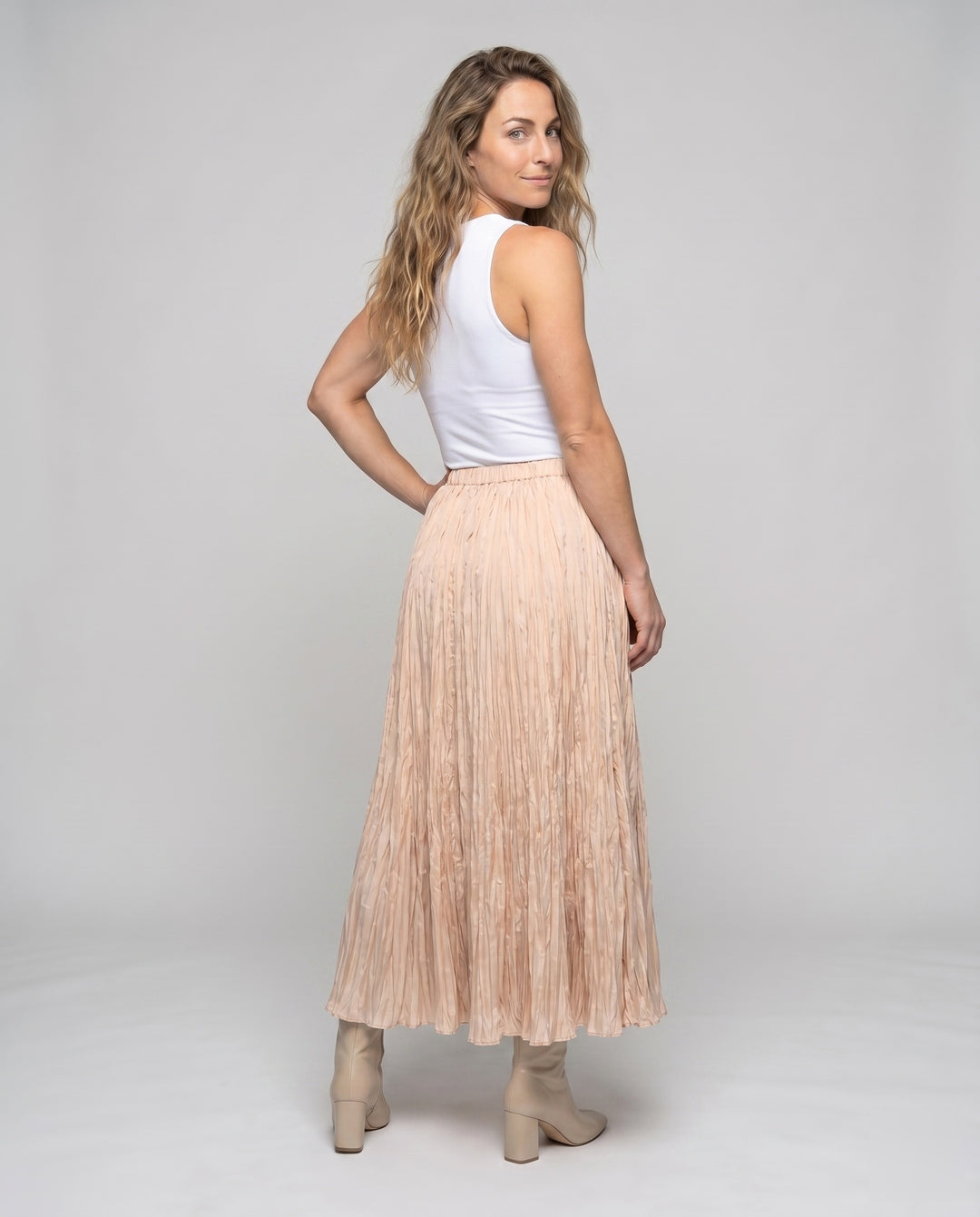 Product 15629095600458 - back_view